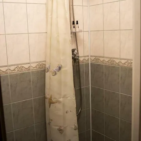 Ohtu Poik Majutus Apartman *